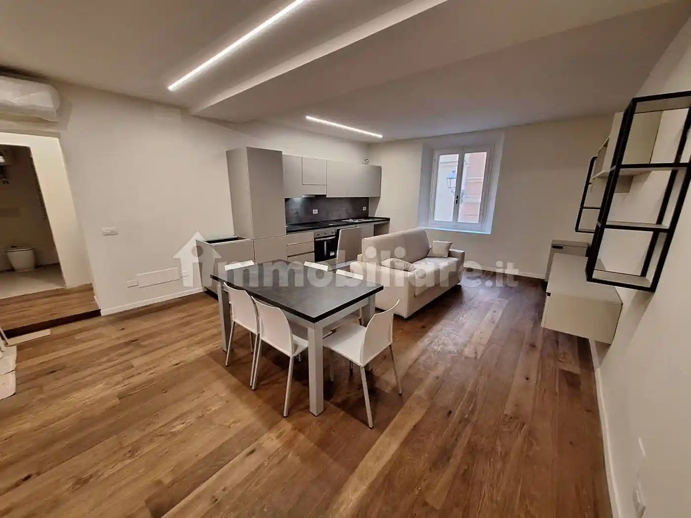 Appartamento in affitto a Modena