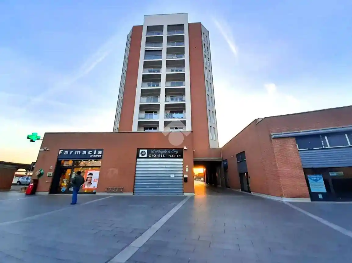 Appartamento in vendita a Pregnana Milanese