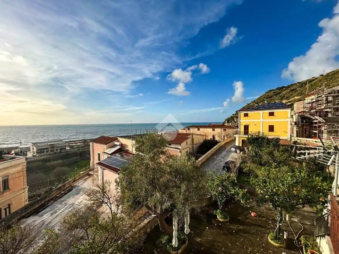 Casa indipendente in vendita a Amantea