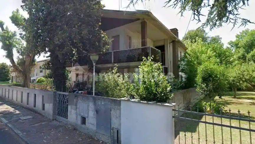 Casa indipendente in vendita a Tresignana