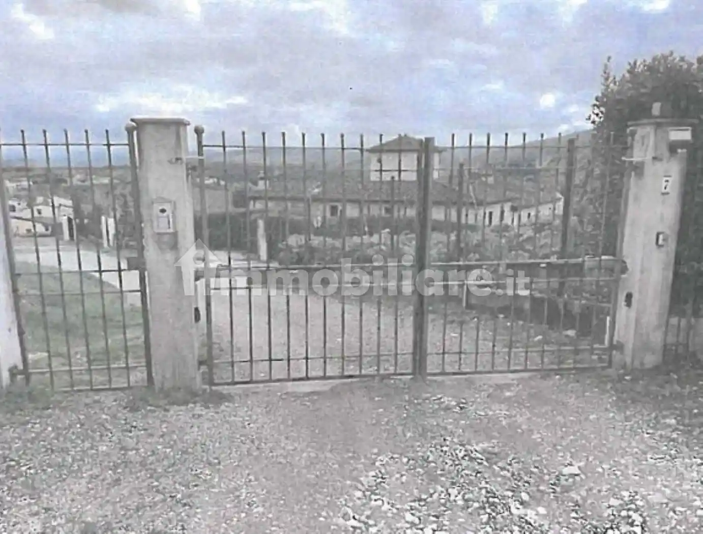 Appartamento in vendita a Carmignano