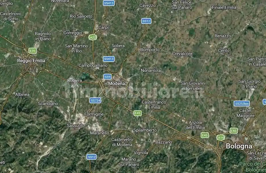 Rustico - Casale in vendita a Modena