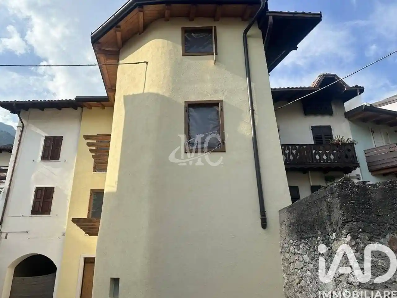 Villa in vendita a Avio