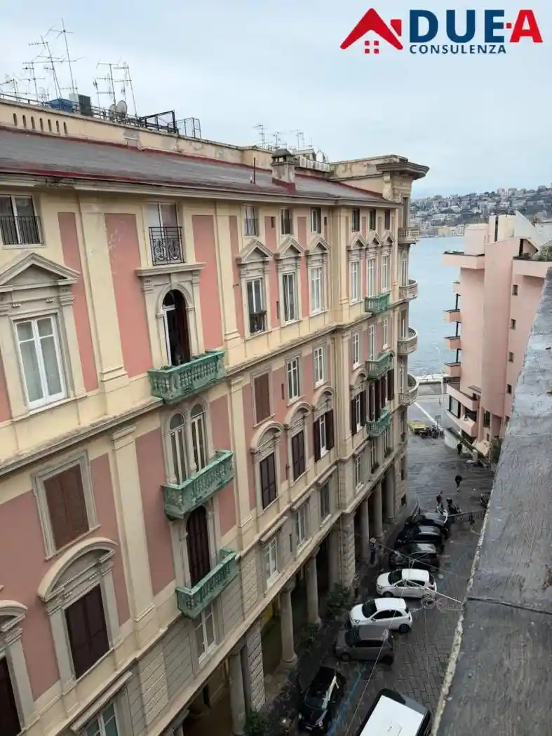 Appartamento in affitto a Napoli