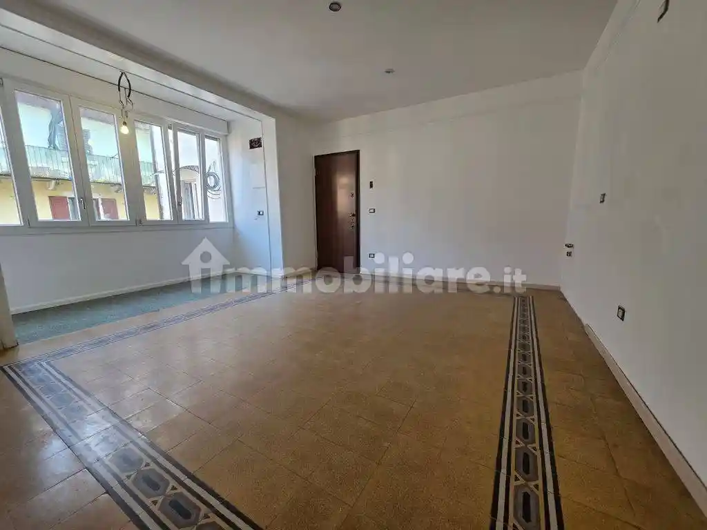 Appartamento in vendita a Omegna