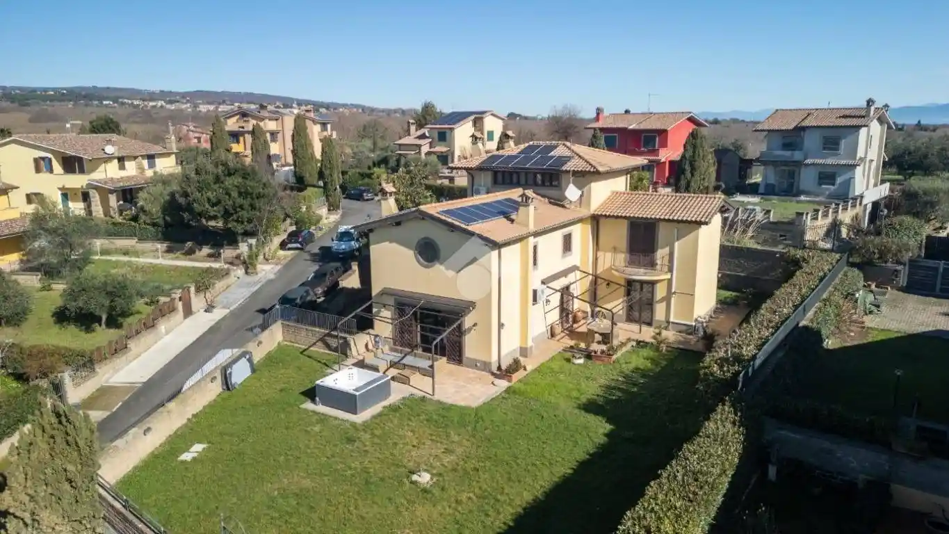 Villa in vendita a Sutri