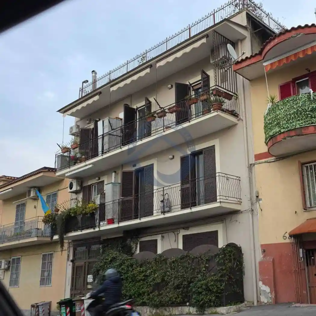 Appartamento in vendita a Napoli