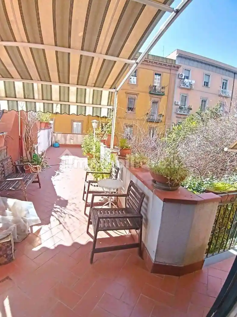 Appartamento in vendita a Napoli