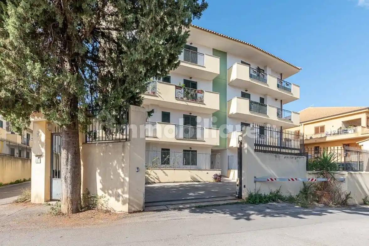 Appartamento in vendita a Palermo