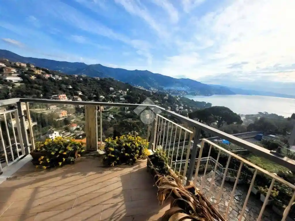 Appartamento in vendita a Rapallo