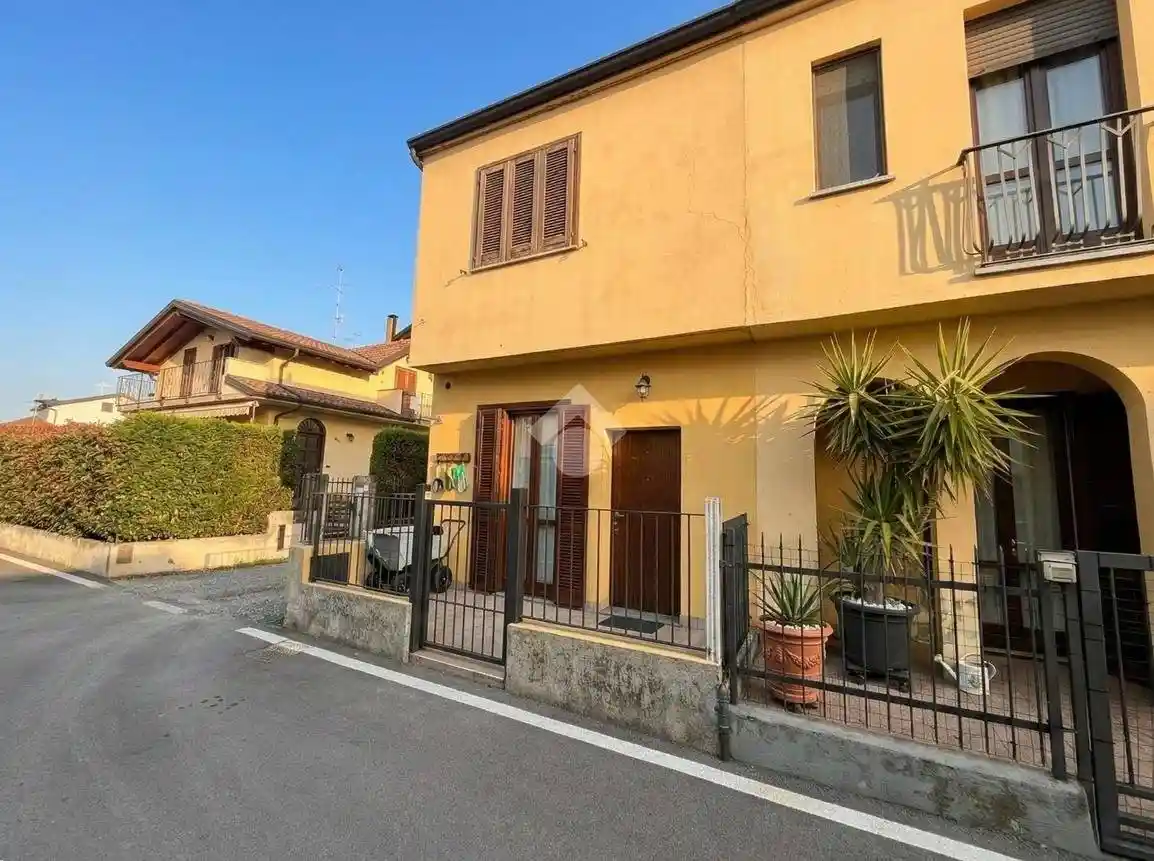 Appartamento in vendita a Grezzago