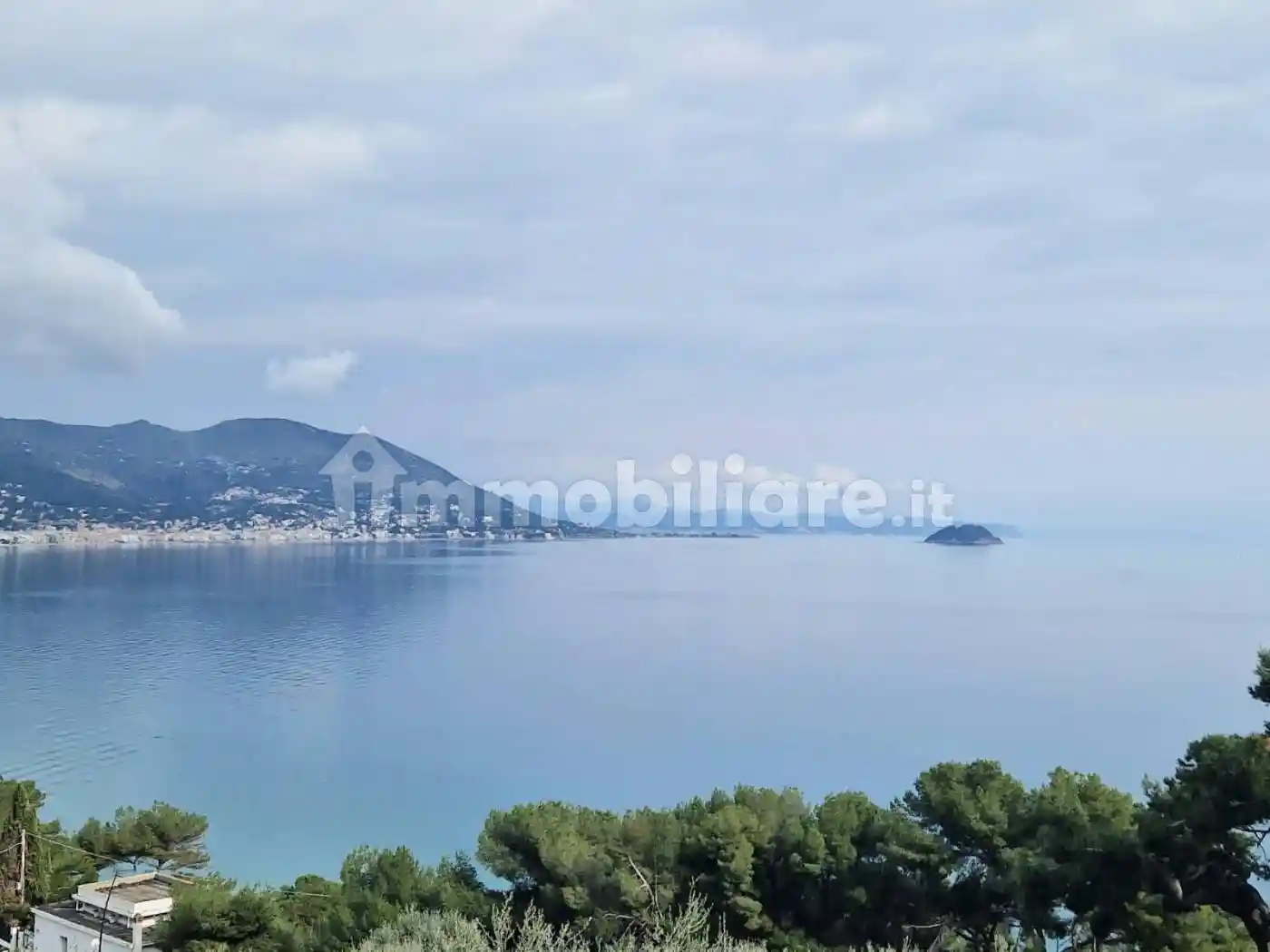 Appartamento in vendita a Laigueglia