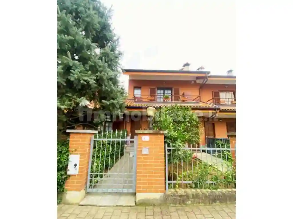 Villetta a schiera - foto 2