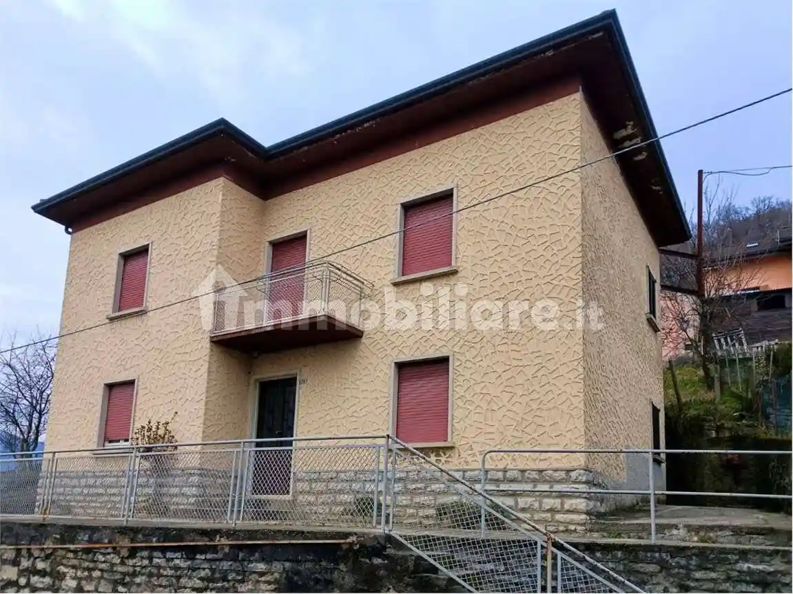 Casa indipendente in vendita a Berbenno