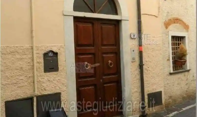 Appartamento in vendita a Seravezza