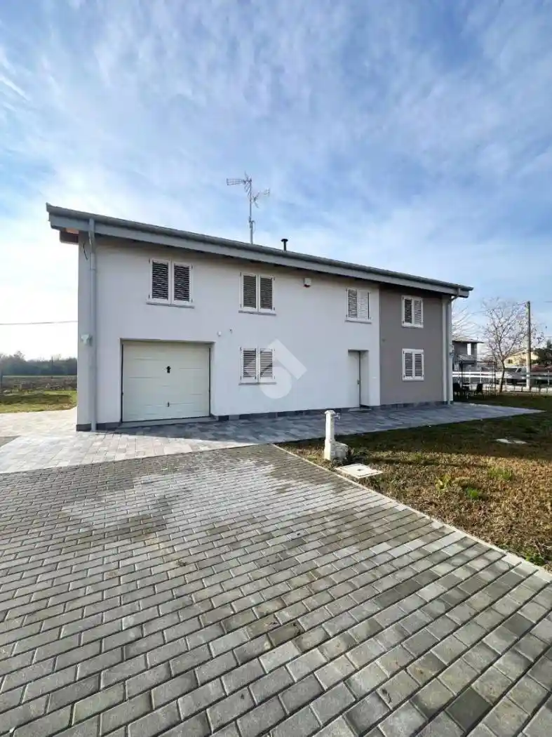 Villa in vendita a San Giovanni in Persiceto