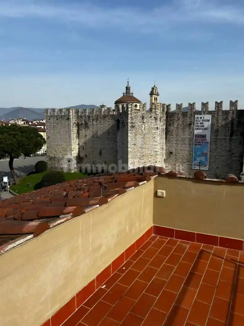 Attico - Mansarda in vendita a Prato