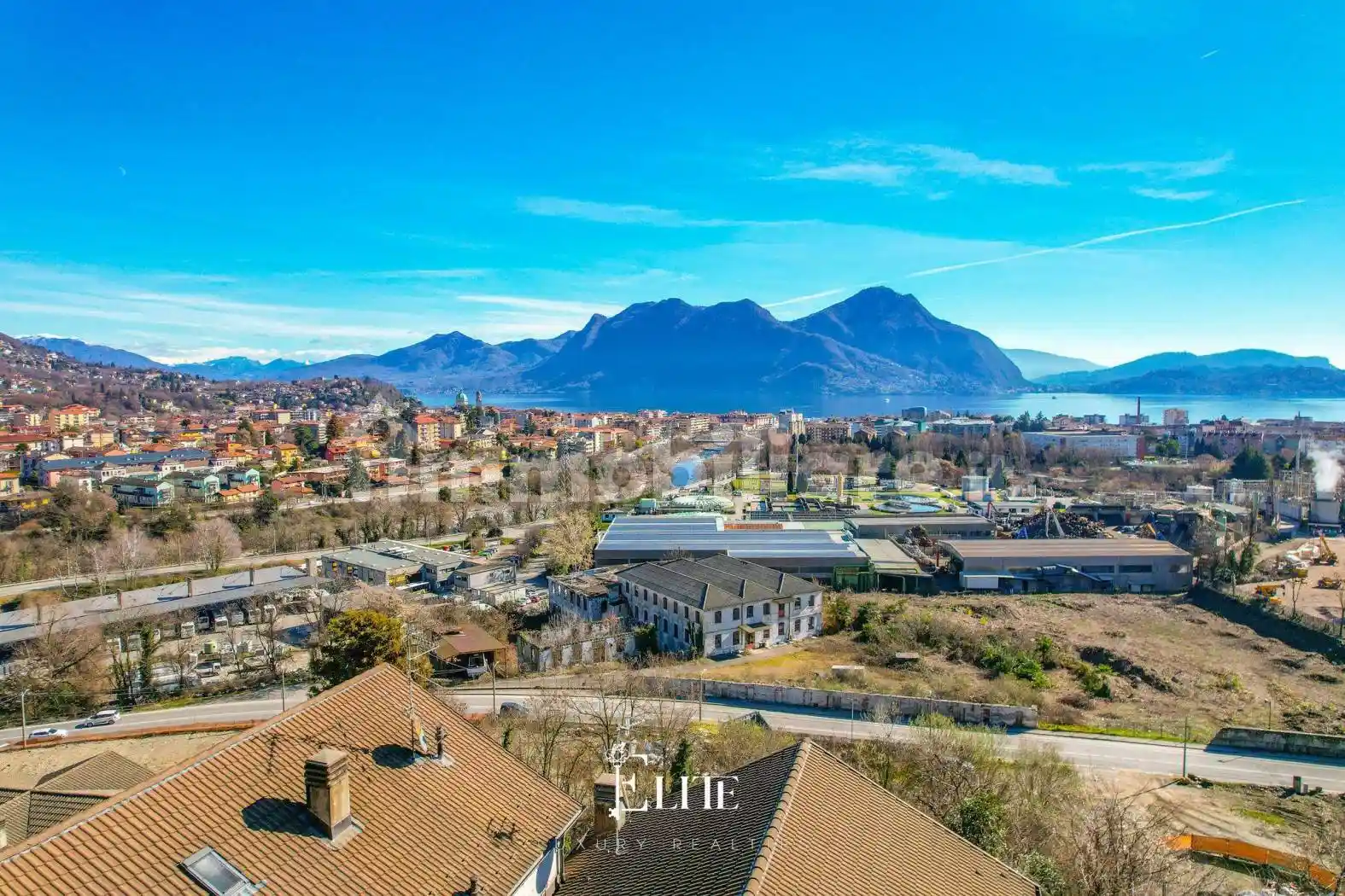 Villa in vendita a Verbania