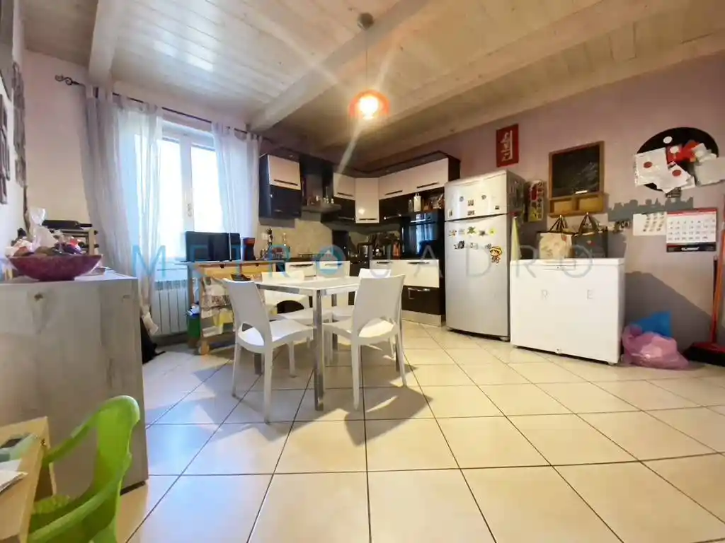 Appartamento in vendita a Livorno