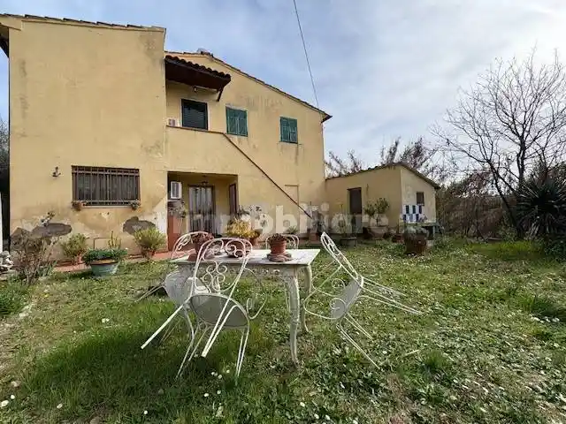 Casa indipendente in vendita a Casciana Terme Lari