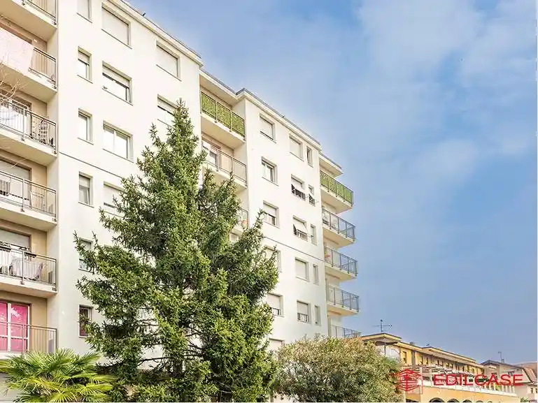 Appartamento in vendita a Senago