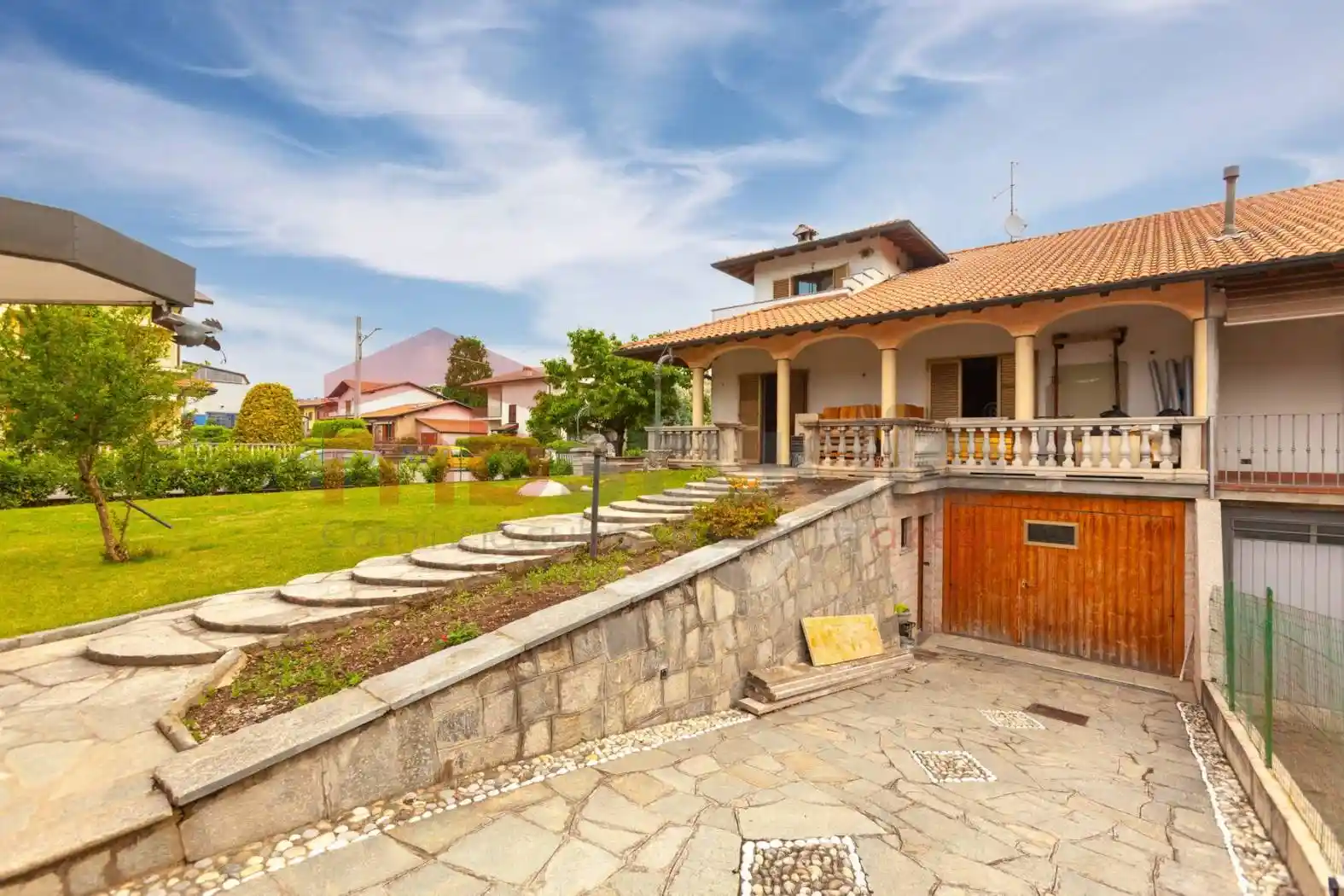 Villa in vendita a Carbonate