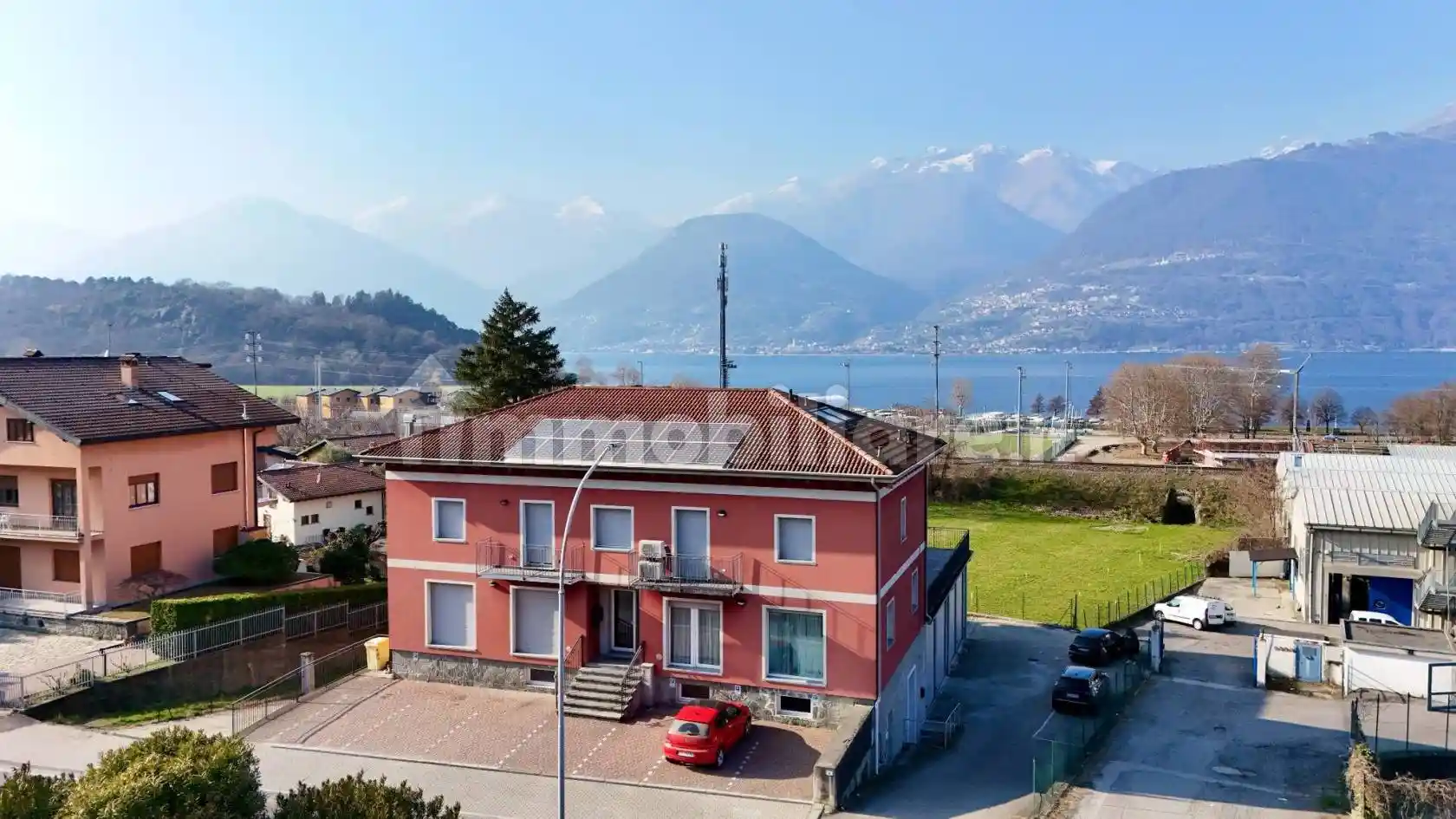 Appartamento in vendita a Colico