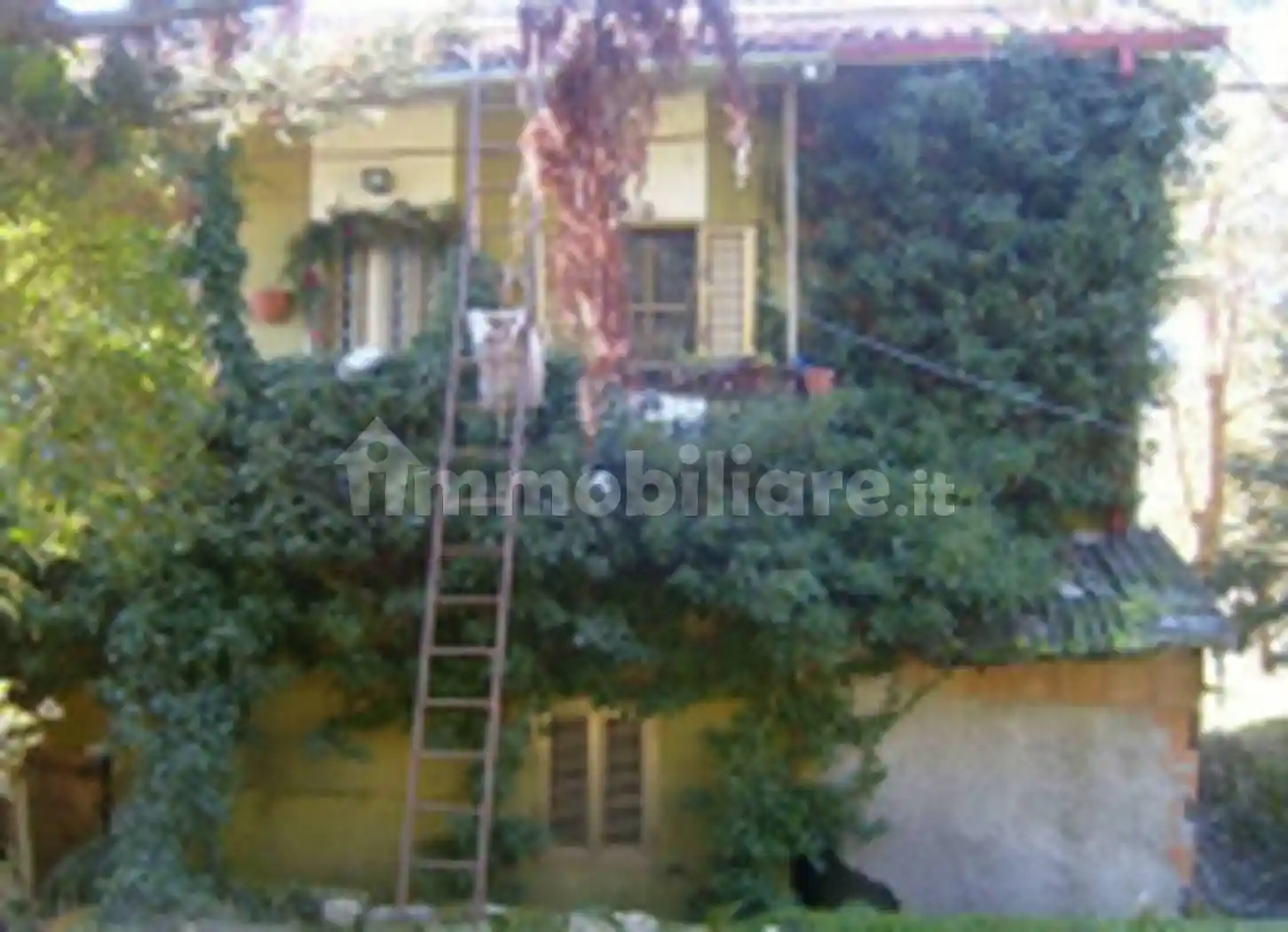 Rustico - Casale in vendita a Bella