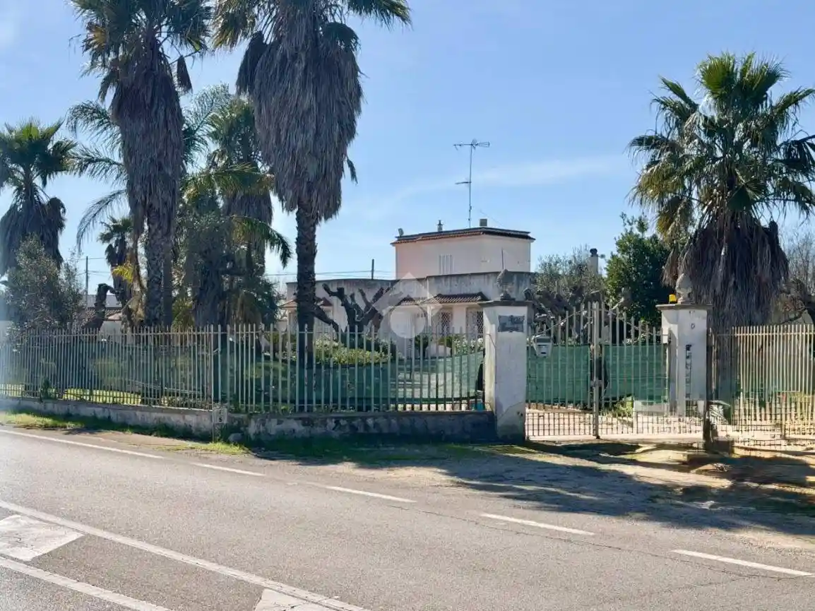 Villa in vendita a San Donato di Lecce