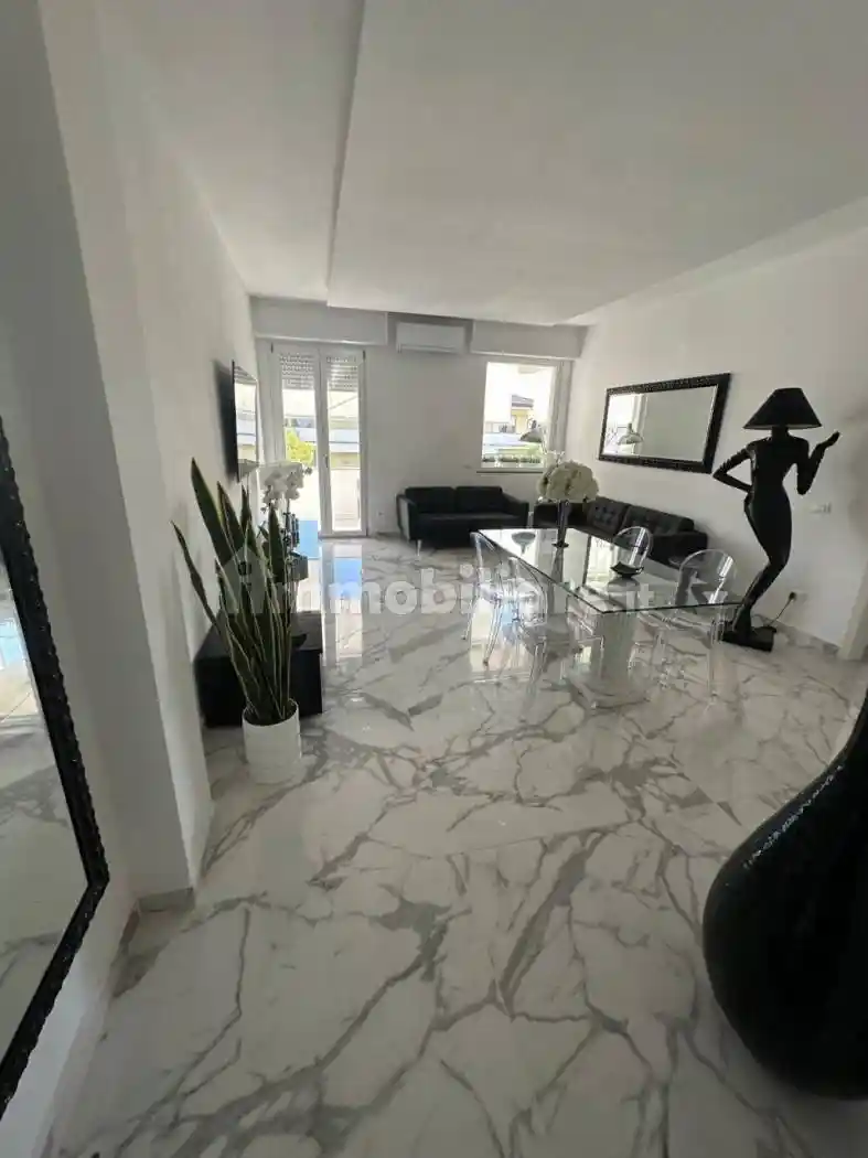 Appartamento in vendita a Forte dei Marmi