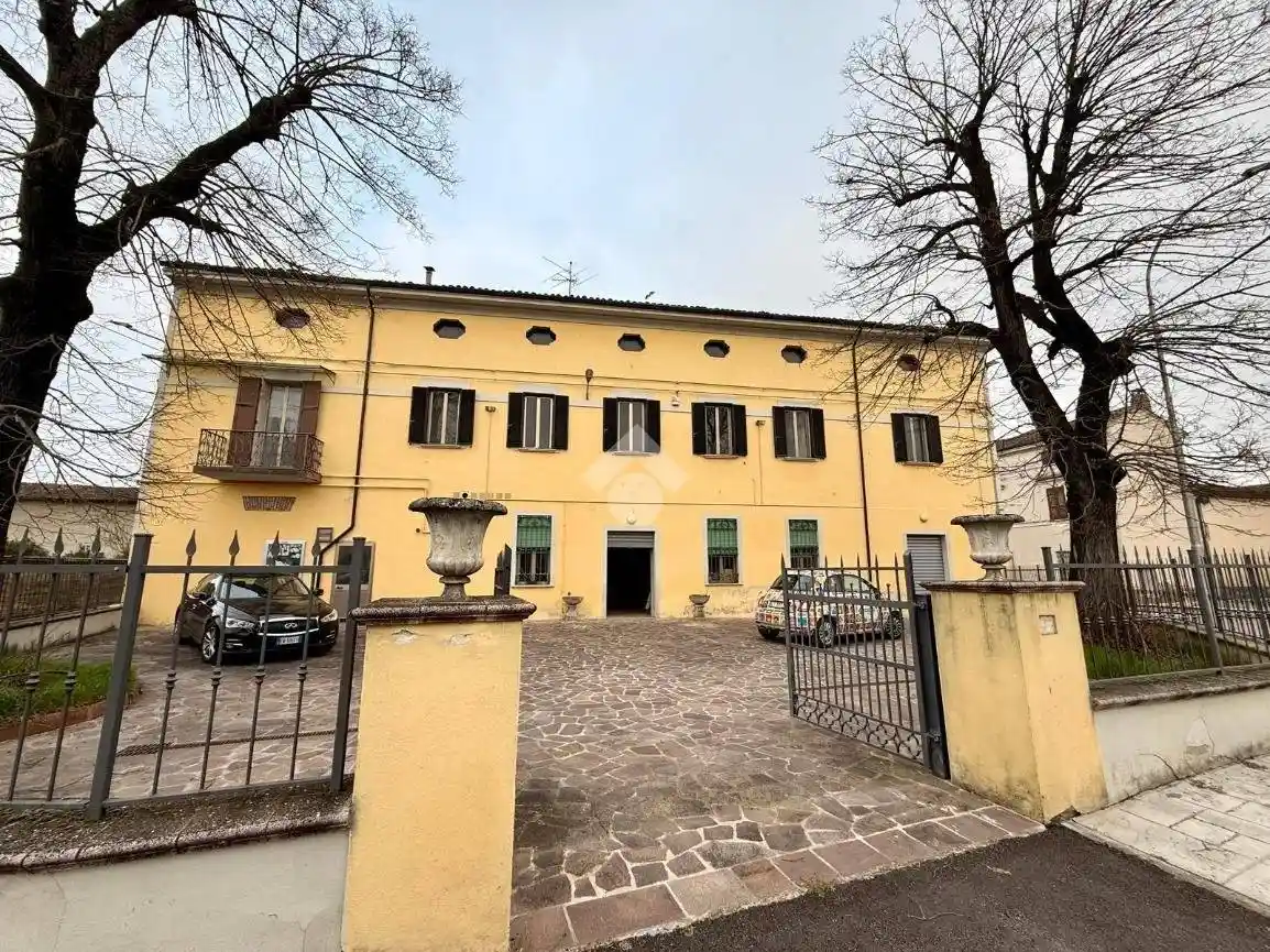 Casa indipendente in vendita a Tornata
