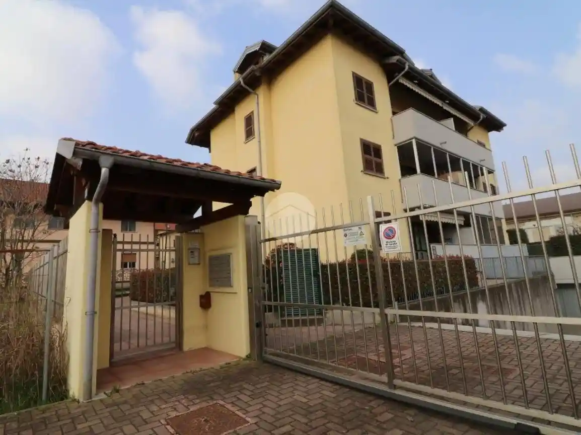 Appartamento in vendita a Rho