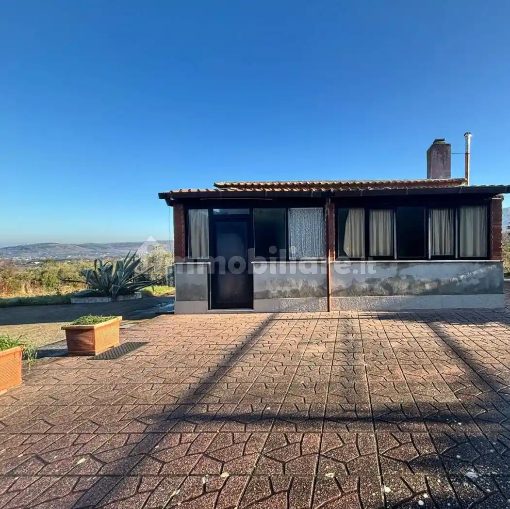 Appartamento in vendita a Grottaferrata