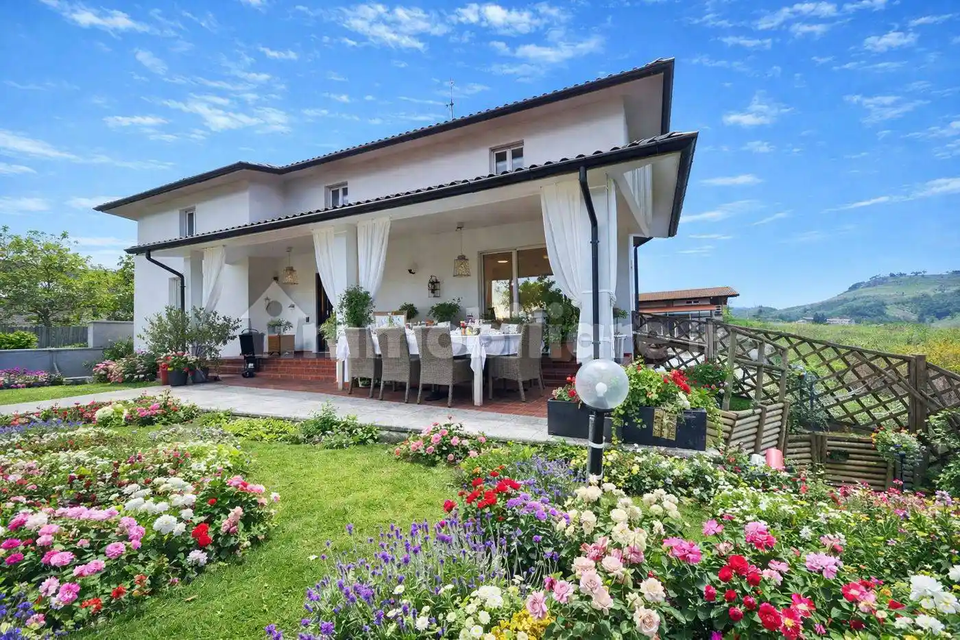 Villa in vendita a Montescano