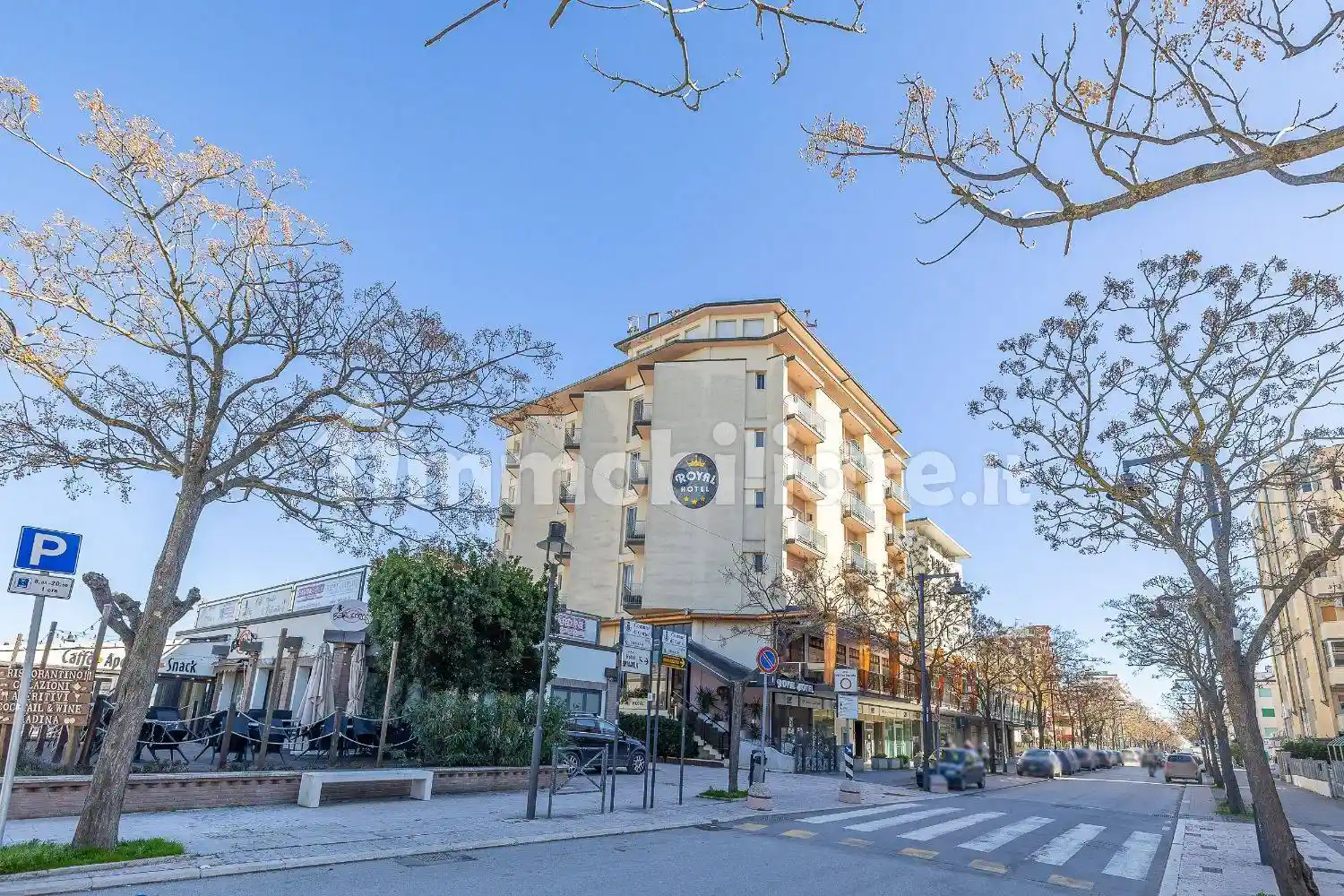 Palazzo - Edificio in vendita a Gatteo