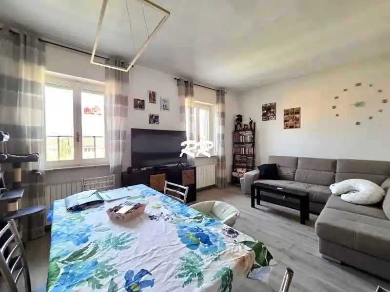 Appartamento in vendita a Cogliate