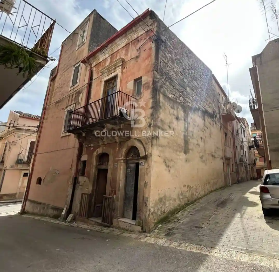 Casa indipendente in vendita a Ragusa