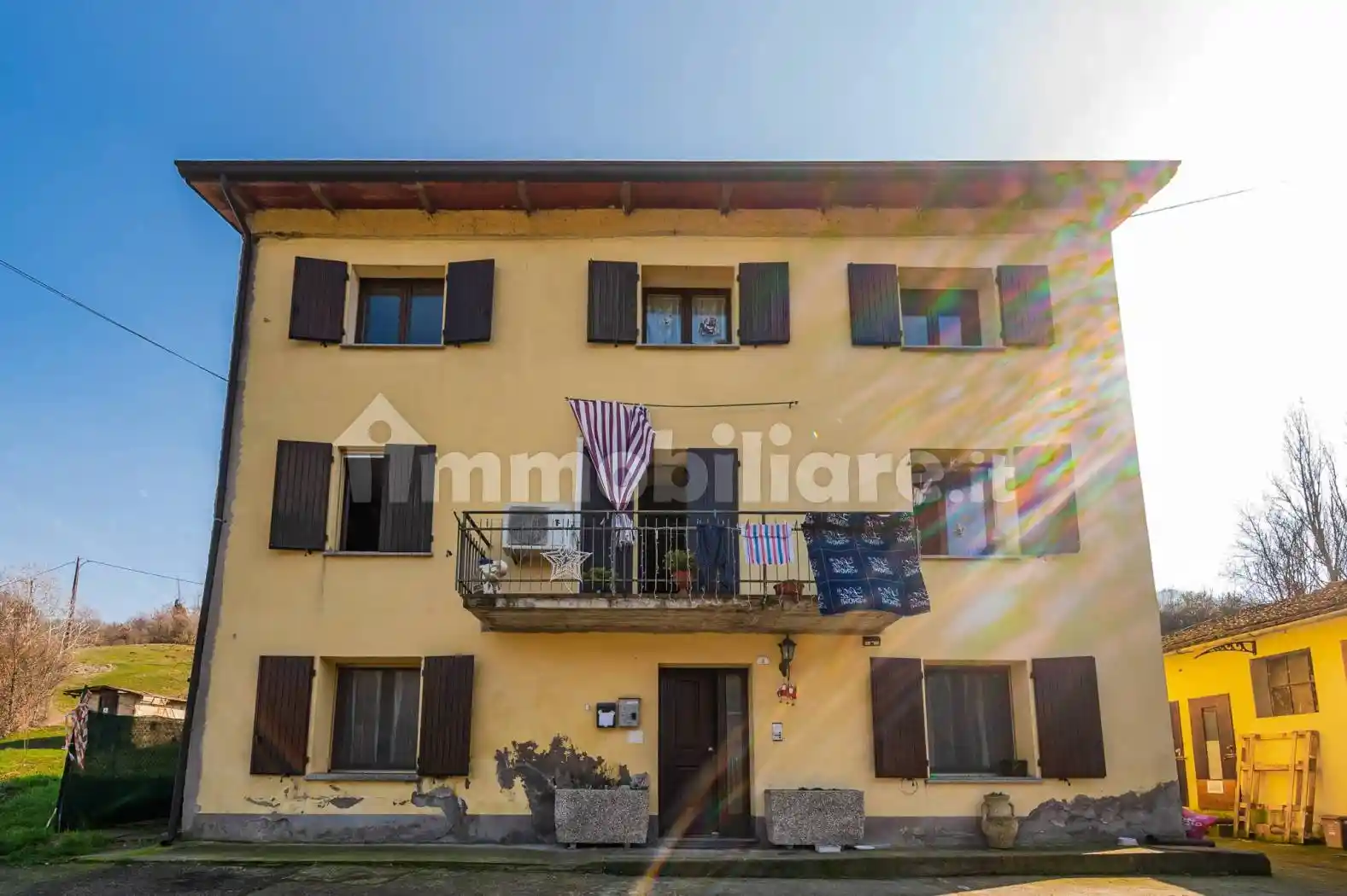 Casa indipendente in vendita a Vezzano sul Crostolo