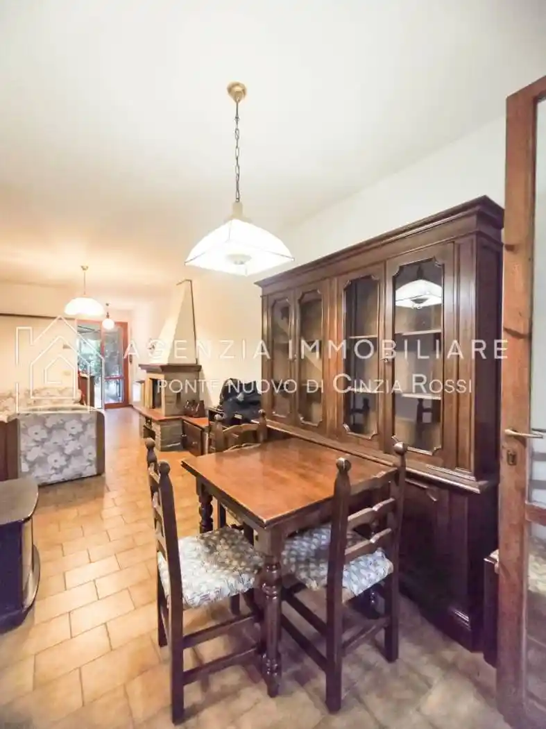 Casa indipendente in vendita a Ravenna