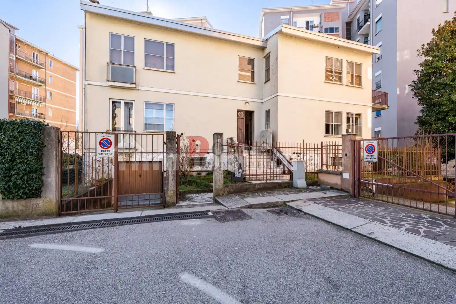 Villa in vendita a Mantova