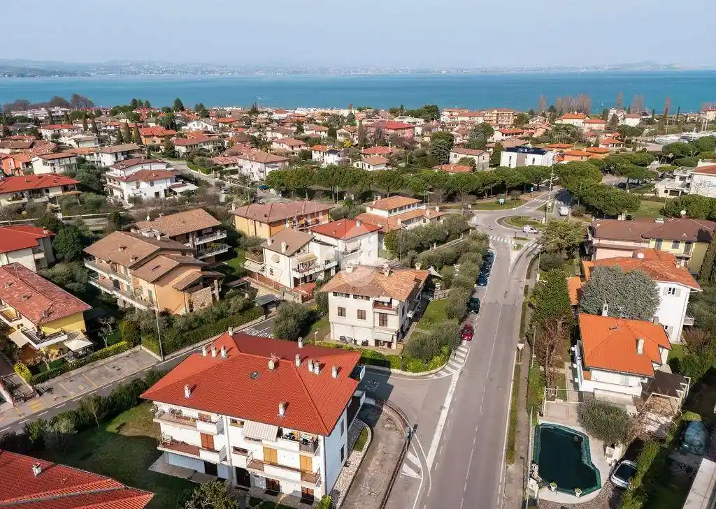 Appartamento in vendita a Sirmione