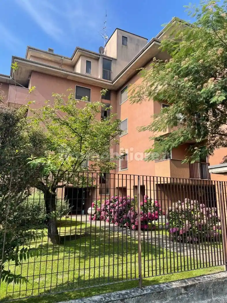 Appartamento in affitto a Pavia