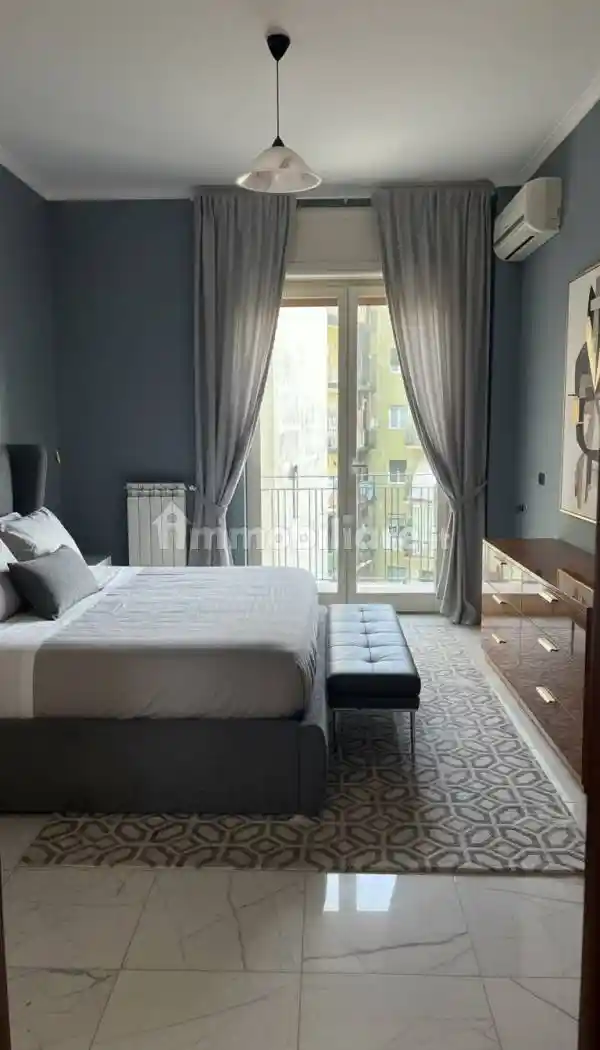 Appartamento in vendita a Napoli