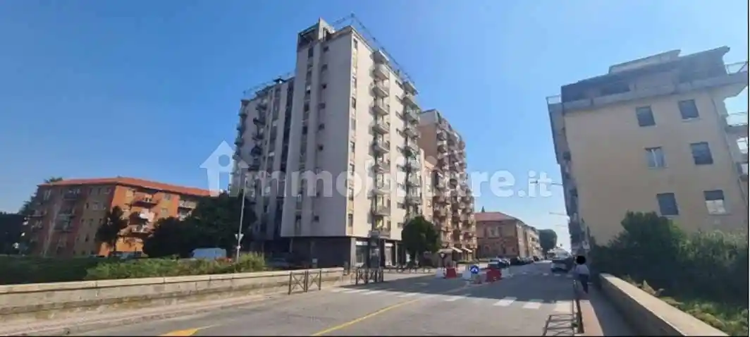 Appartamento in vendita a Novara