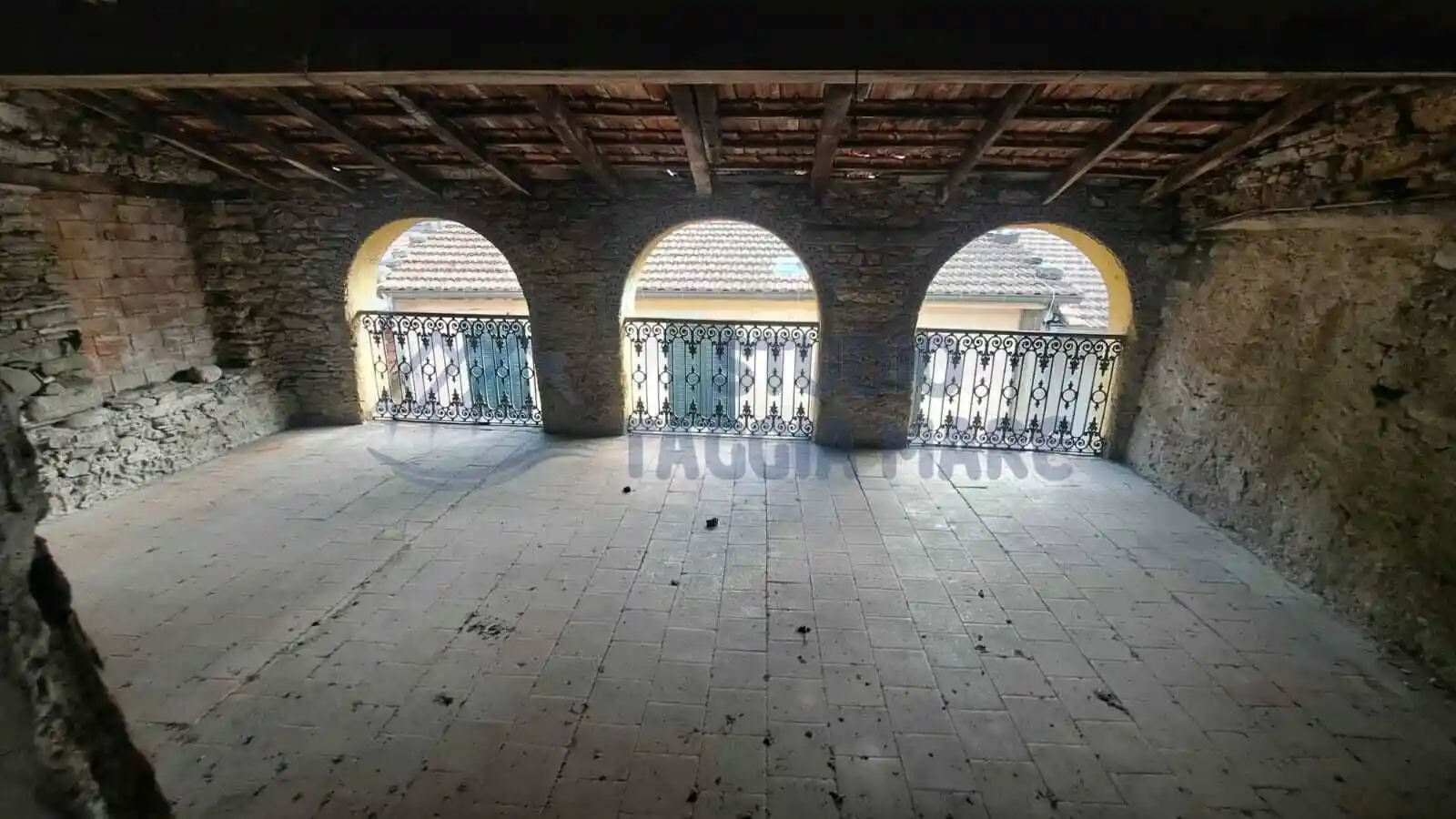 Casa indipendente in vendita a Badalucco