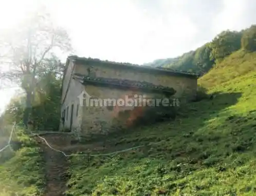Casa indipendente in vendita a Oltressenda Alta