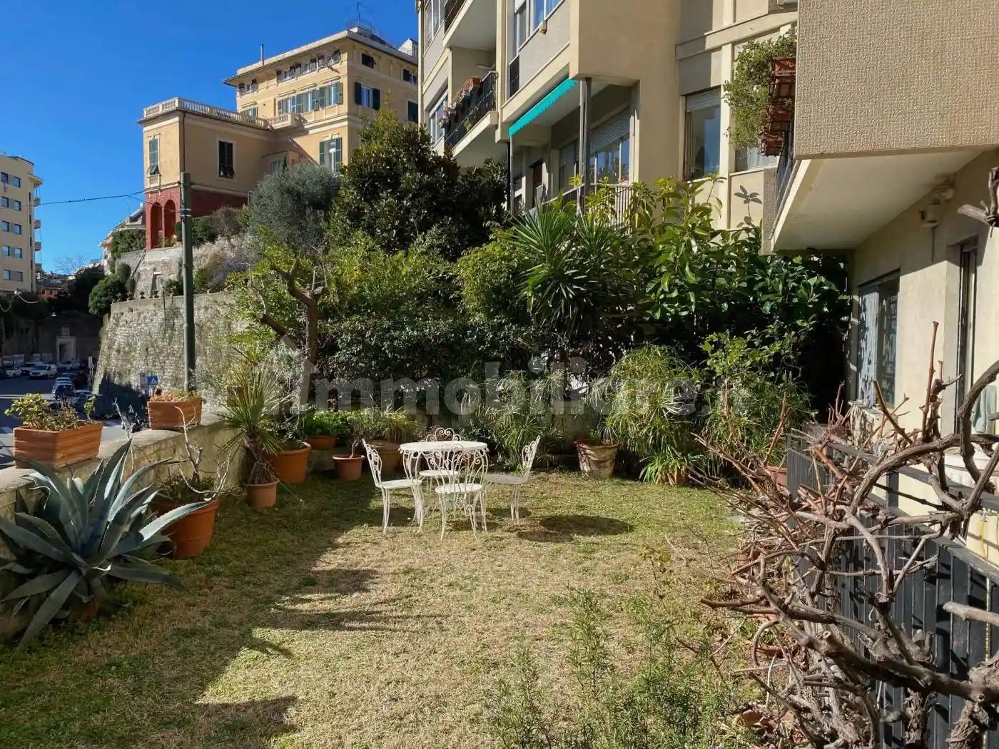 Appartamento in vendita a Genova