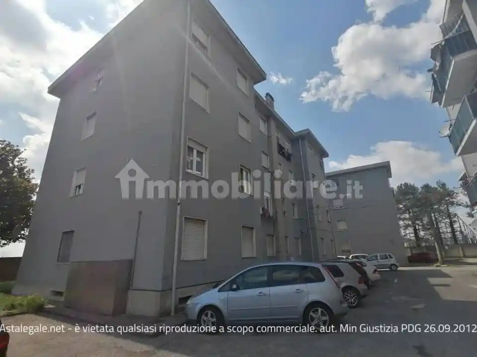 Appartamento in vendita a Turate