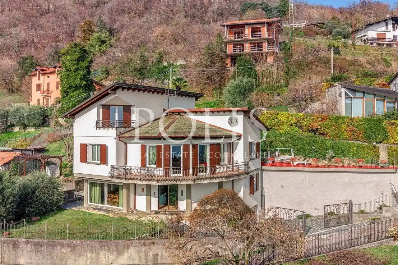 Villa in vendita a Cernobbio