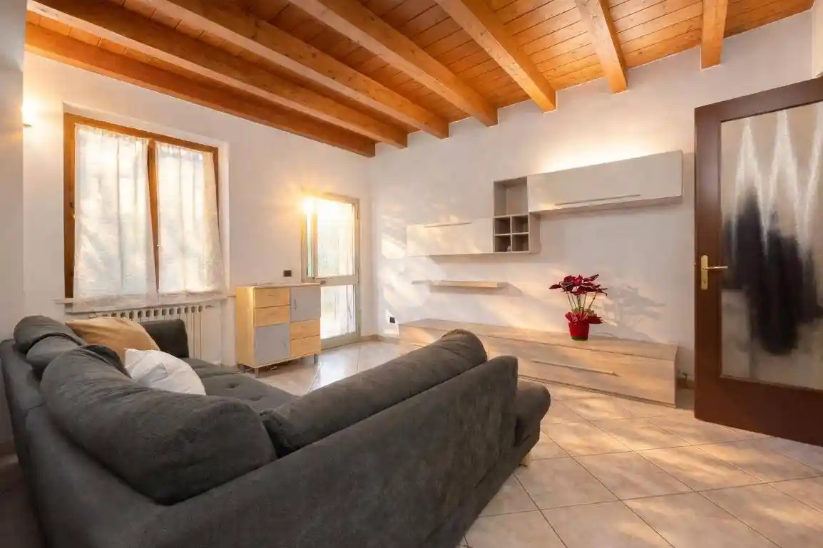 Appartamento in vendita a Nogarole Rocca